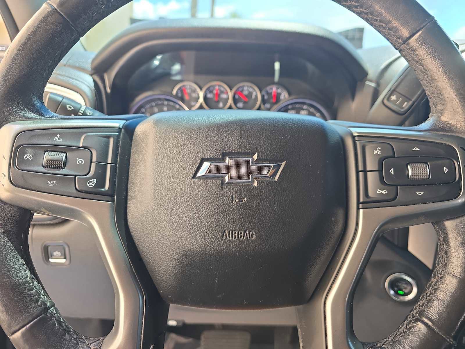 Used 2020 Chevrolet Silverado 1500 RST w/ All-Star Edition RWD image 17