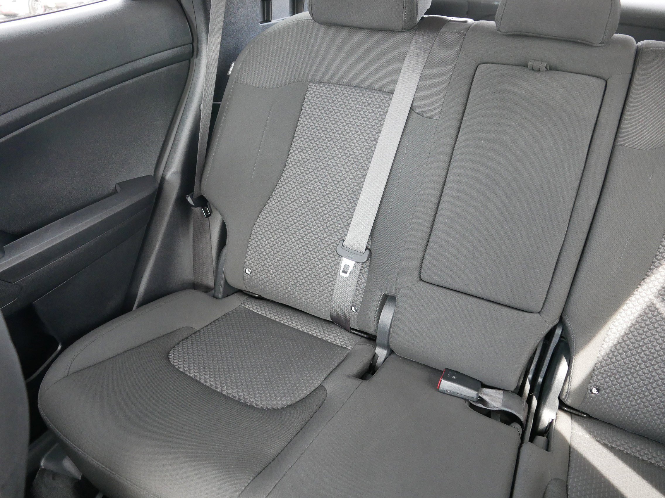 Certified 2024 Kia Sportage LX image 12