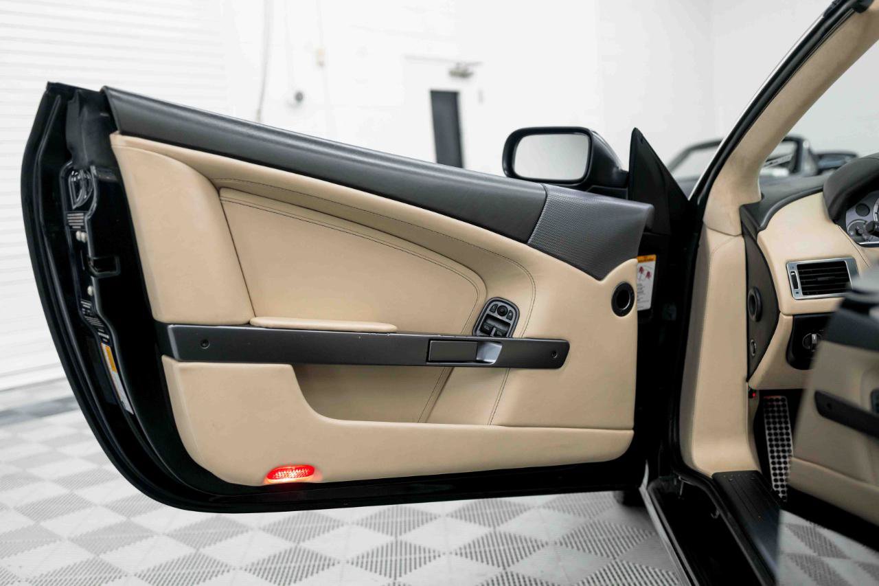 Used 2006 Aston Martin DB9 Volante RWD image 46