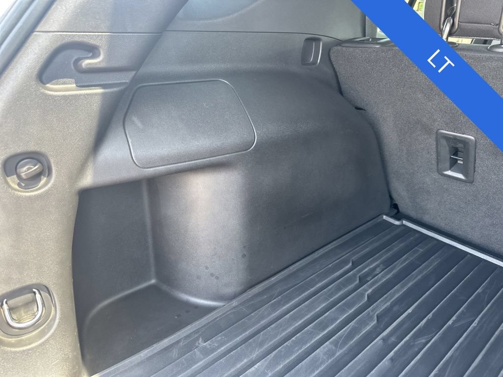 Used 2020 Chevrolet Equinox LT w/ Driver Convenience Package FWD image 27