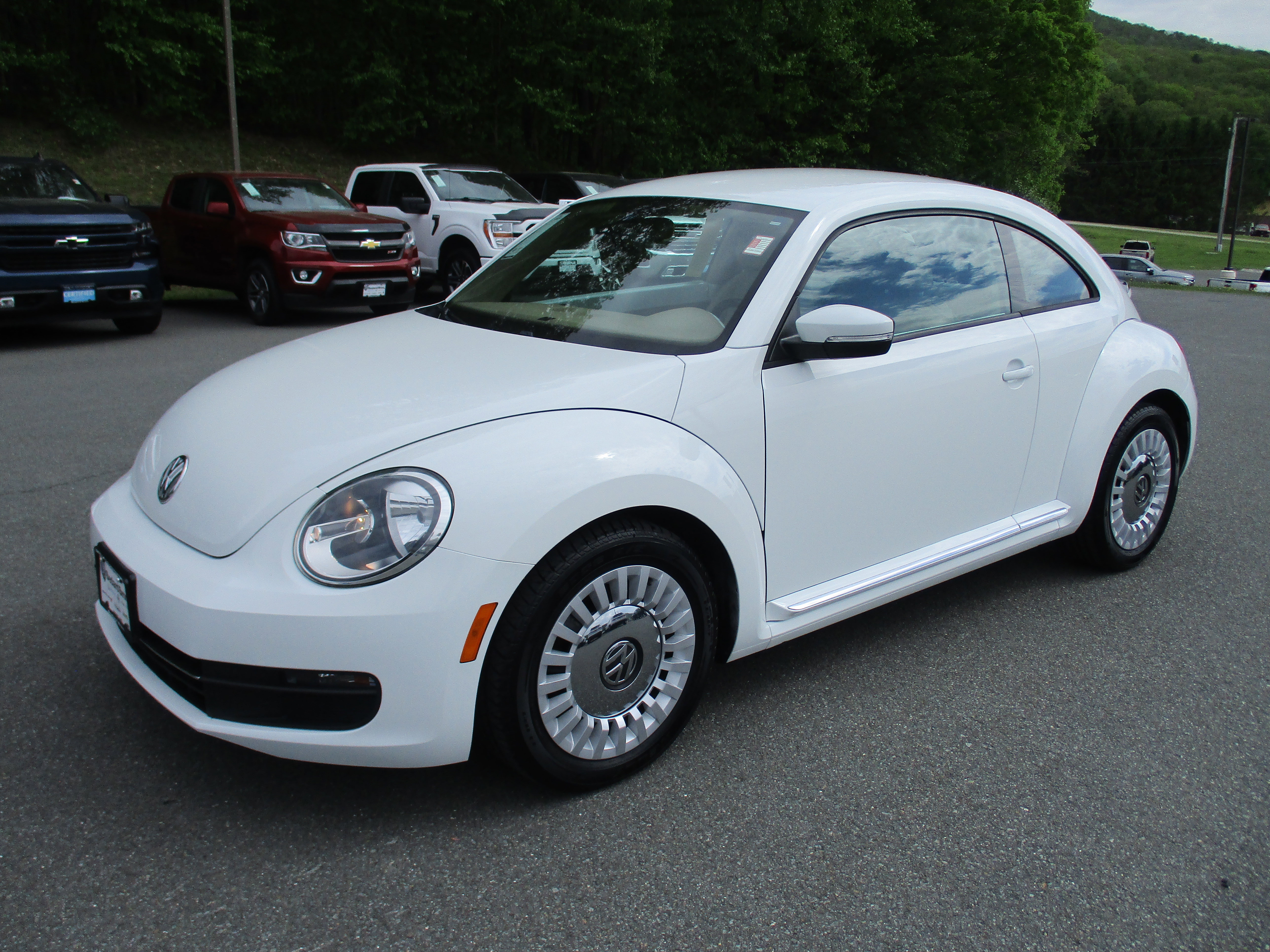 Used 2016 Volkswagen Beetle 1.8T SE FWD video 1