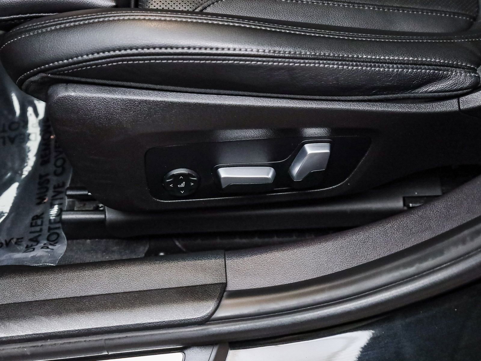 Used 2024 BMW 330i xDrive Sedan w/ Convenience Package AWD/4WD image 22