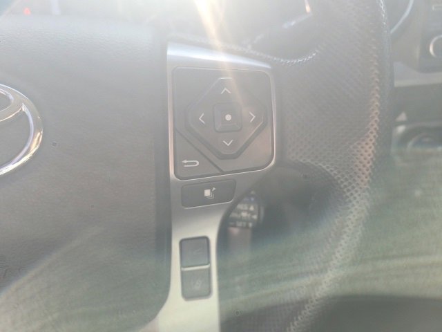 Used 2022 Toyota Tacoma SR5 image 21
