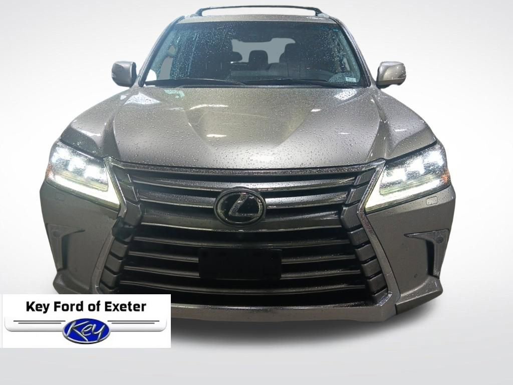 Used 2020 Lexus LX 570 4WD w/ Luxury Package image 4