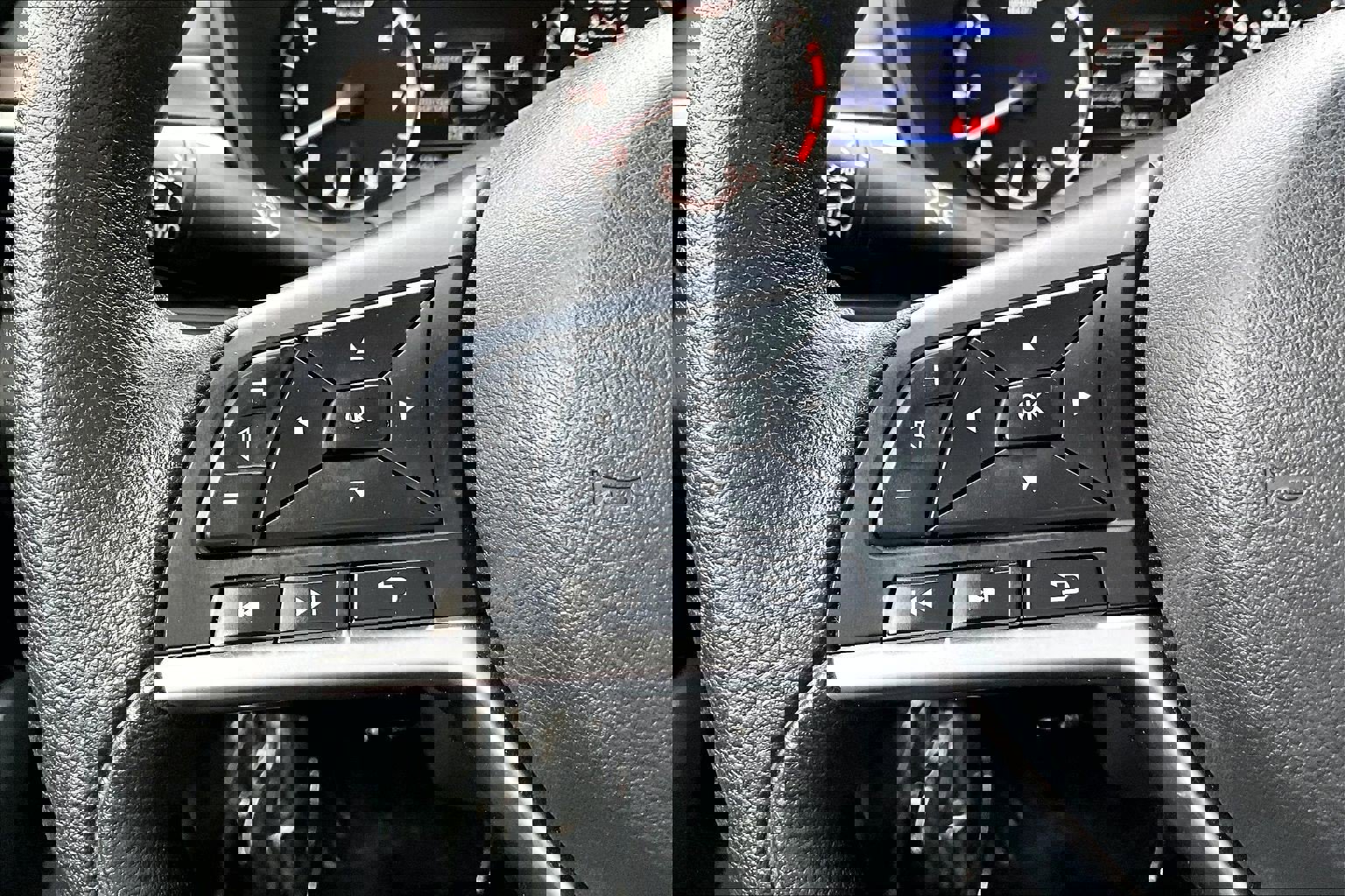 Used 2023 Nissan Altima 2.5 SV image 17