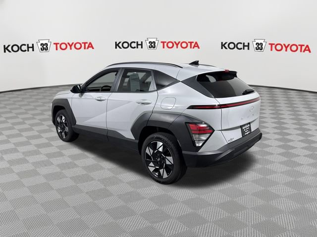 Used 2024 Hyundai Kona SEL AWD/4WD image 6