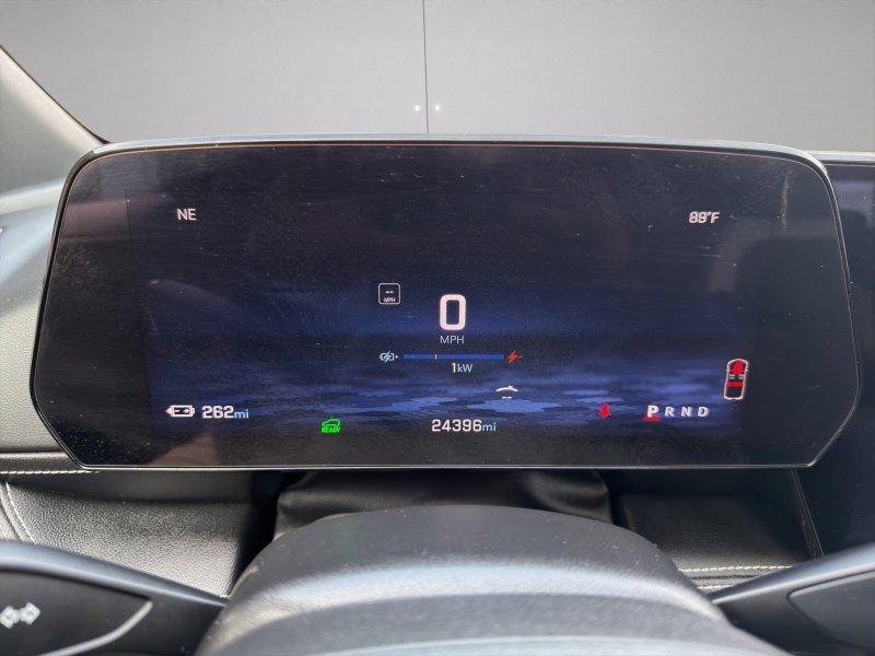 Used 2024 Chevrolet Blazer EV AWD LT w/ 2LT image 15