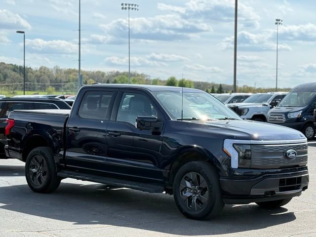 Used 2025 Ford F150 Lightning Lariat AWD/4WD image 38