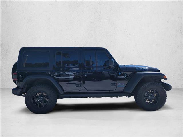 Used 2025 Jeep Wrangler Willys image 4
