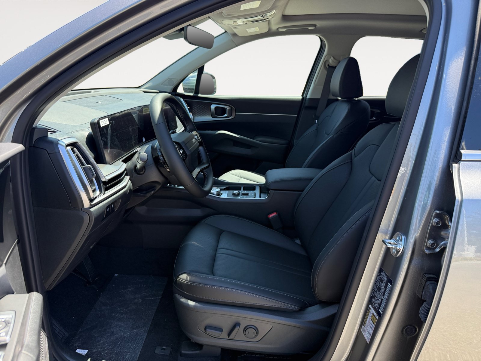 New 2026 Kia Sorento EX w/ EX Premium Package AWD/4WD image 10