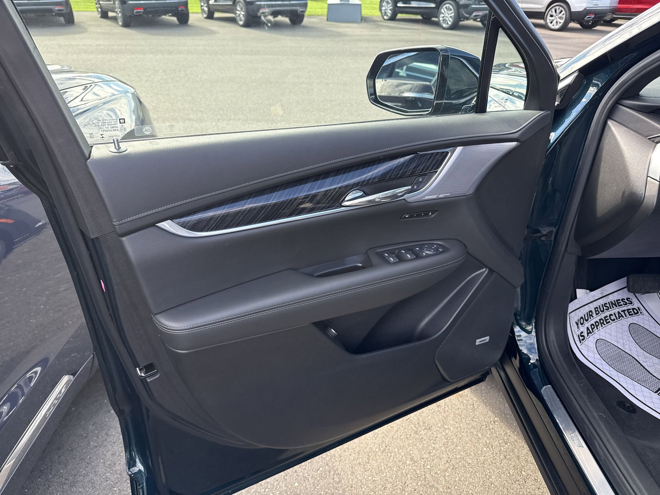 Certified 2025 Cadillac XT6 Premium Luxury FWD image 16