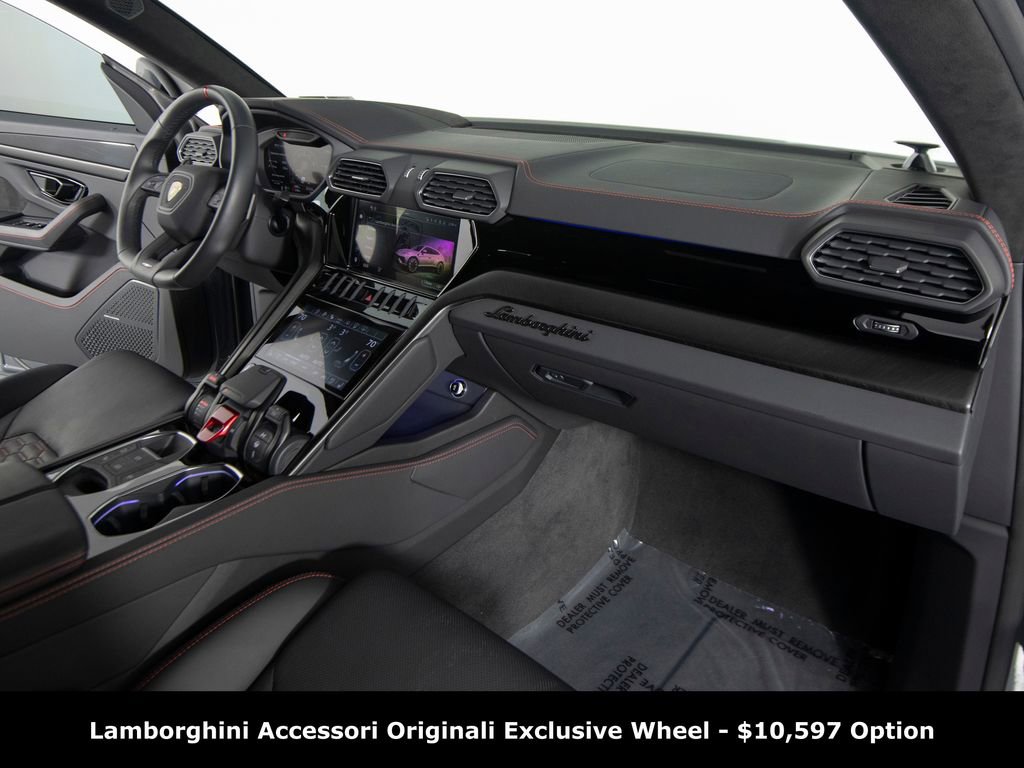 Used 2024 Lamborghini Urus S AWD/4WD image 31
