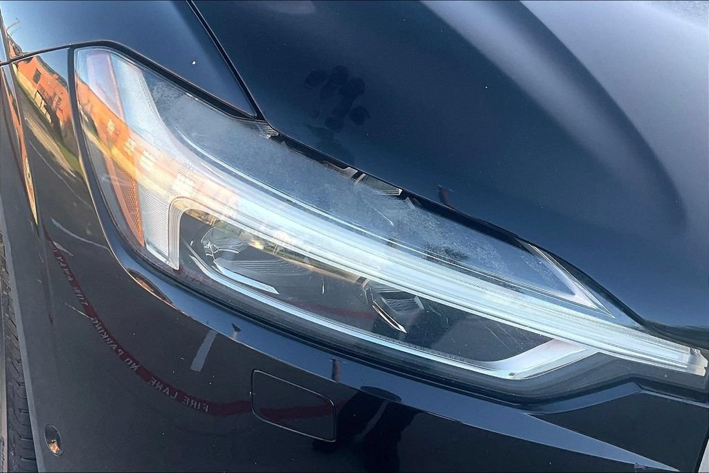 Used 2018 Volvo XC60 T6 Inscription w/ Convenience Package AWD/4WD image 39