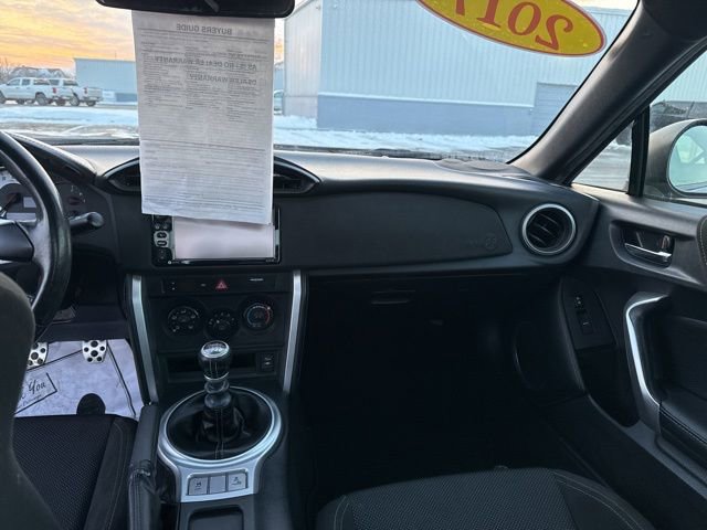 Used 2017 Toyota 86 image 33