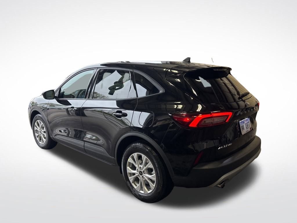 New 2026 Ford Escape Active w/ Cold Weather Package image 2
