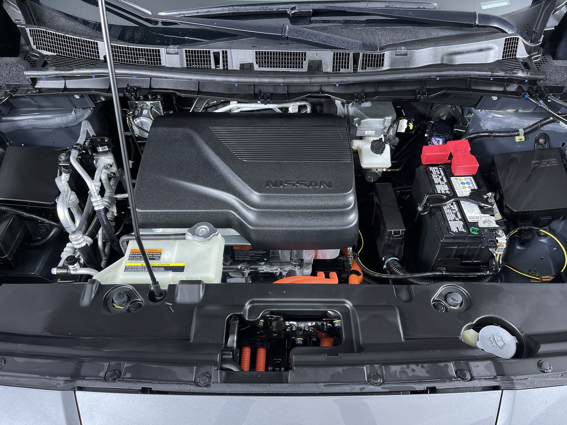 Certified 2025 Nissan Leaf SV Plus FWD image 28