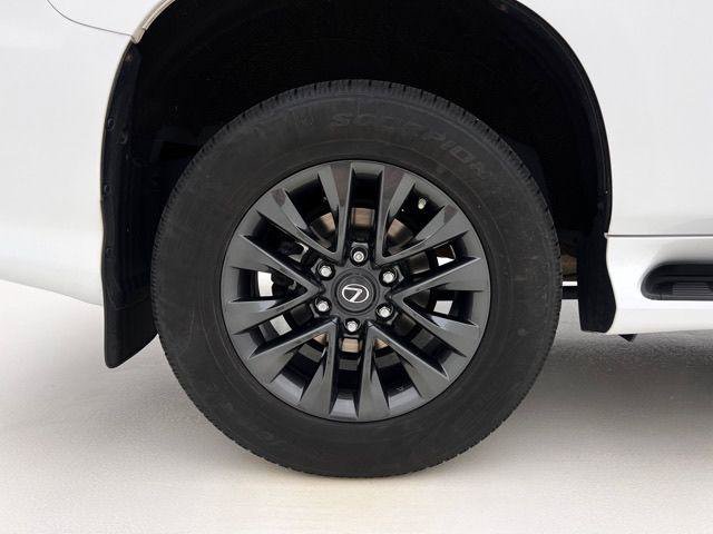 Certified 2020 Lexus GX 460 Premium w/ Premium Package AWD/4WD image 32