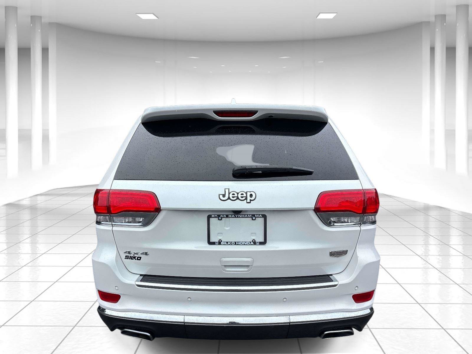 Used 2019 Jeep Grand Cherokee Summit AWD/4WD image 5