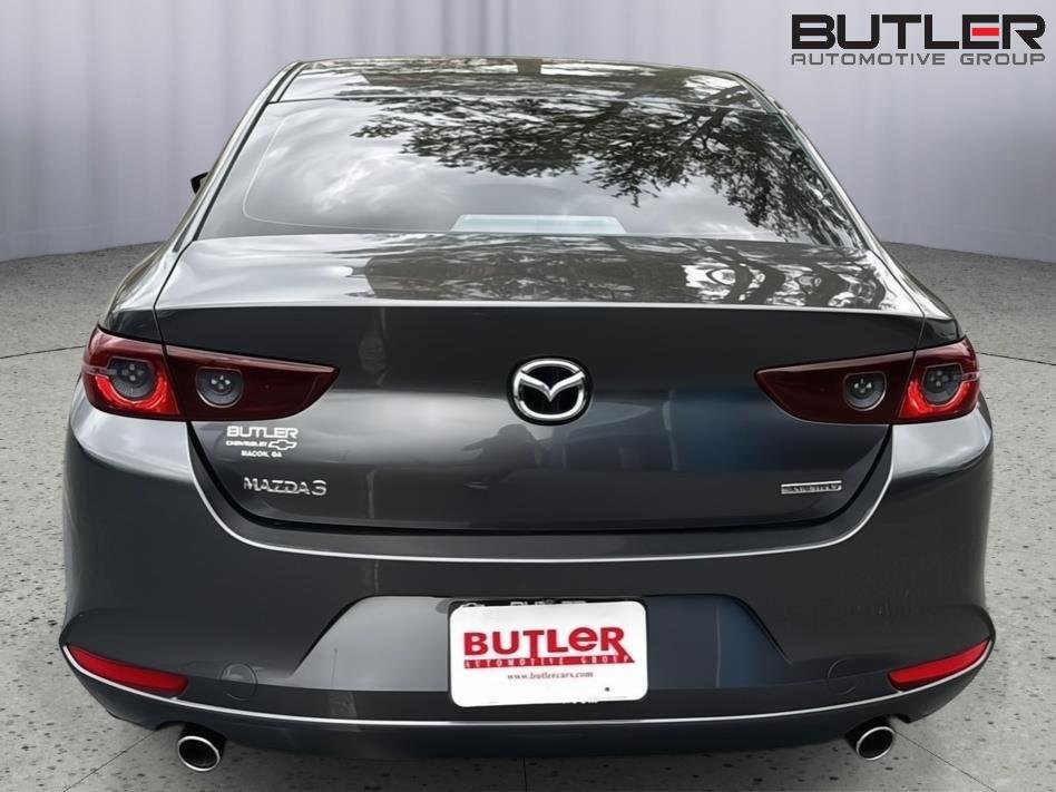 Used 2020 MAZDA MAZDA3 Sedan w/ Select Package image 4