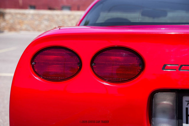 Used 1999 Chevrolet Corvette Coupe w/ Memory Pkg image 79