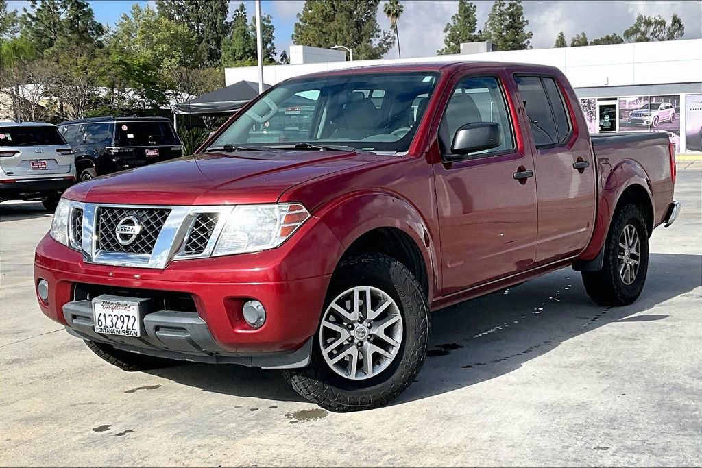 Used 2019 Nissan Frontier SV image 2