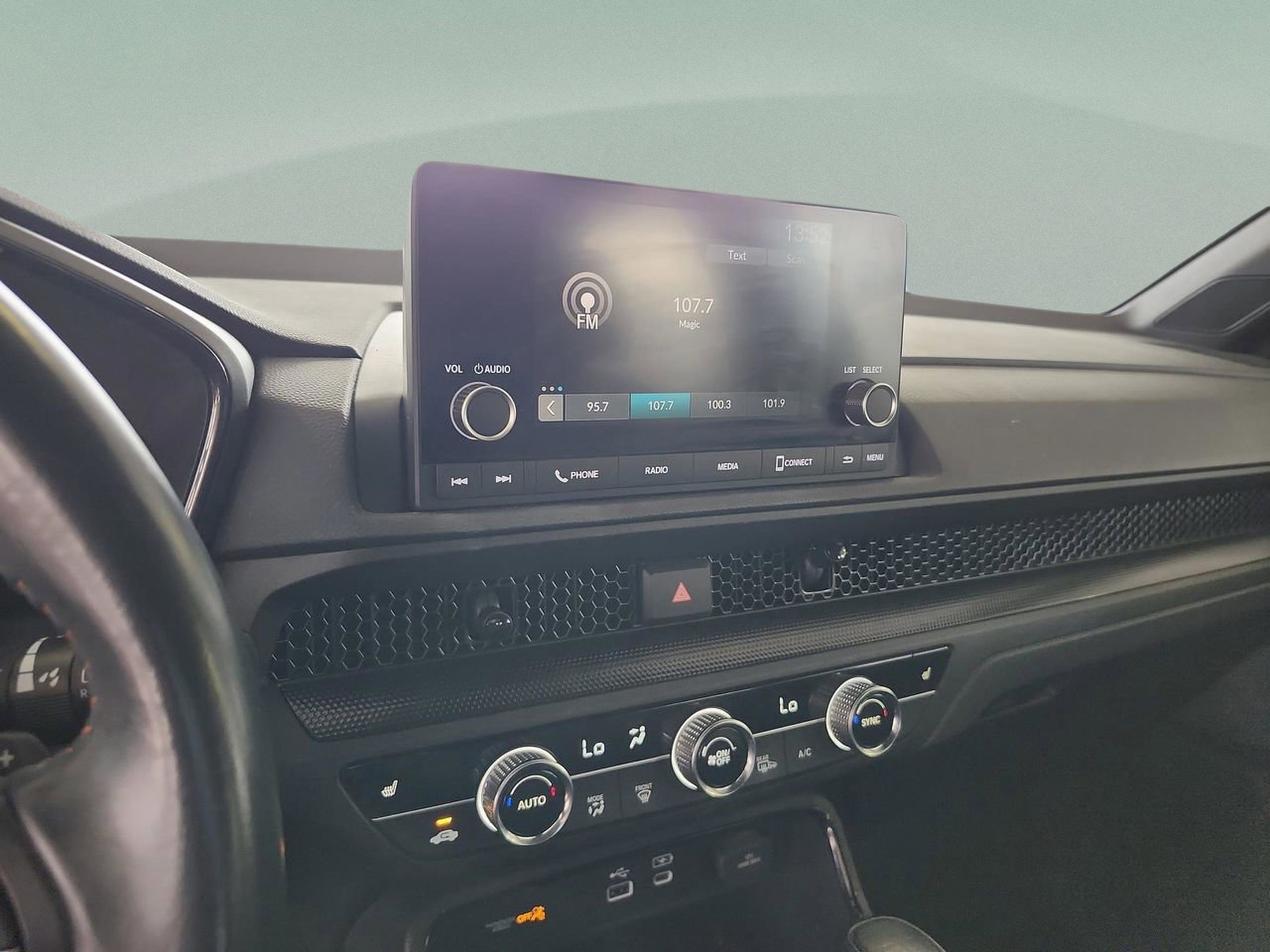 Used 2024 Honda CR-V Sport image 13