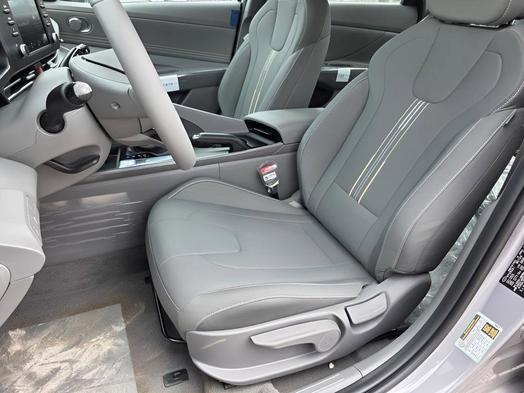 New 2026 Hyundai Elantra Sport image 12