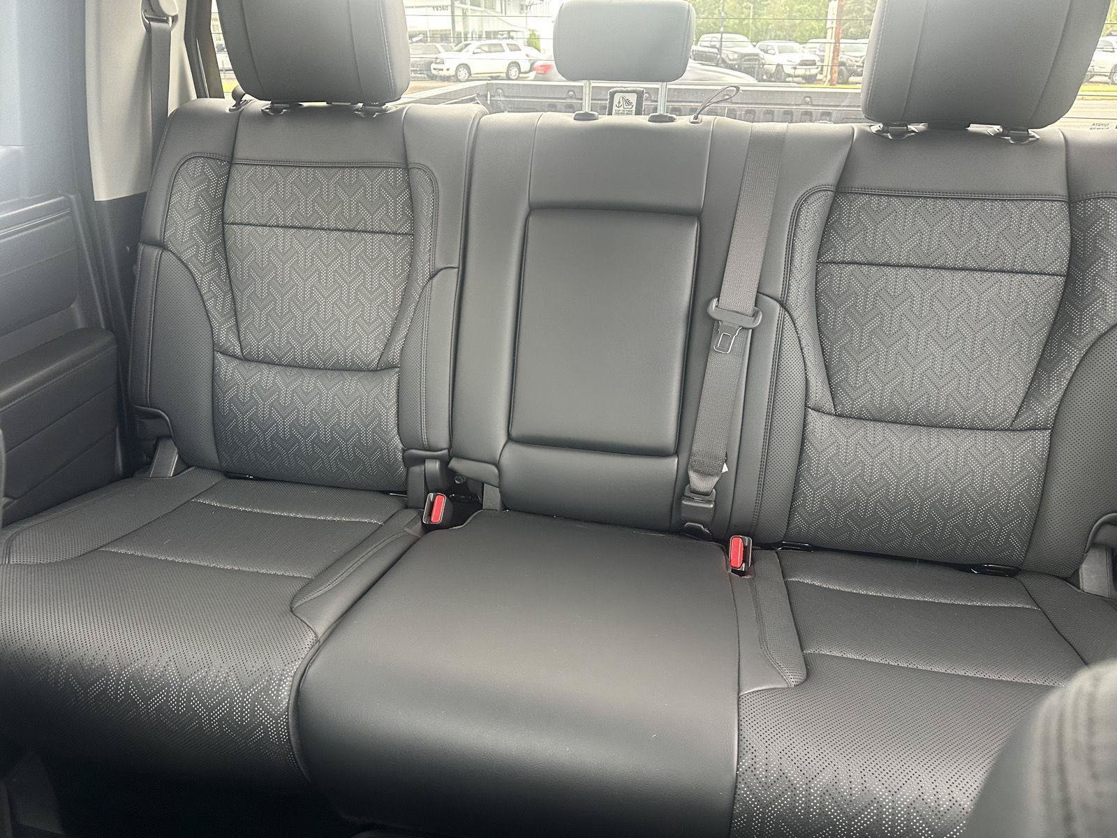 Used 2023 Toyota Tundra Limited AWD/4WD image 15