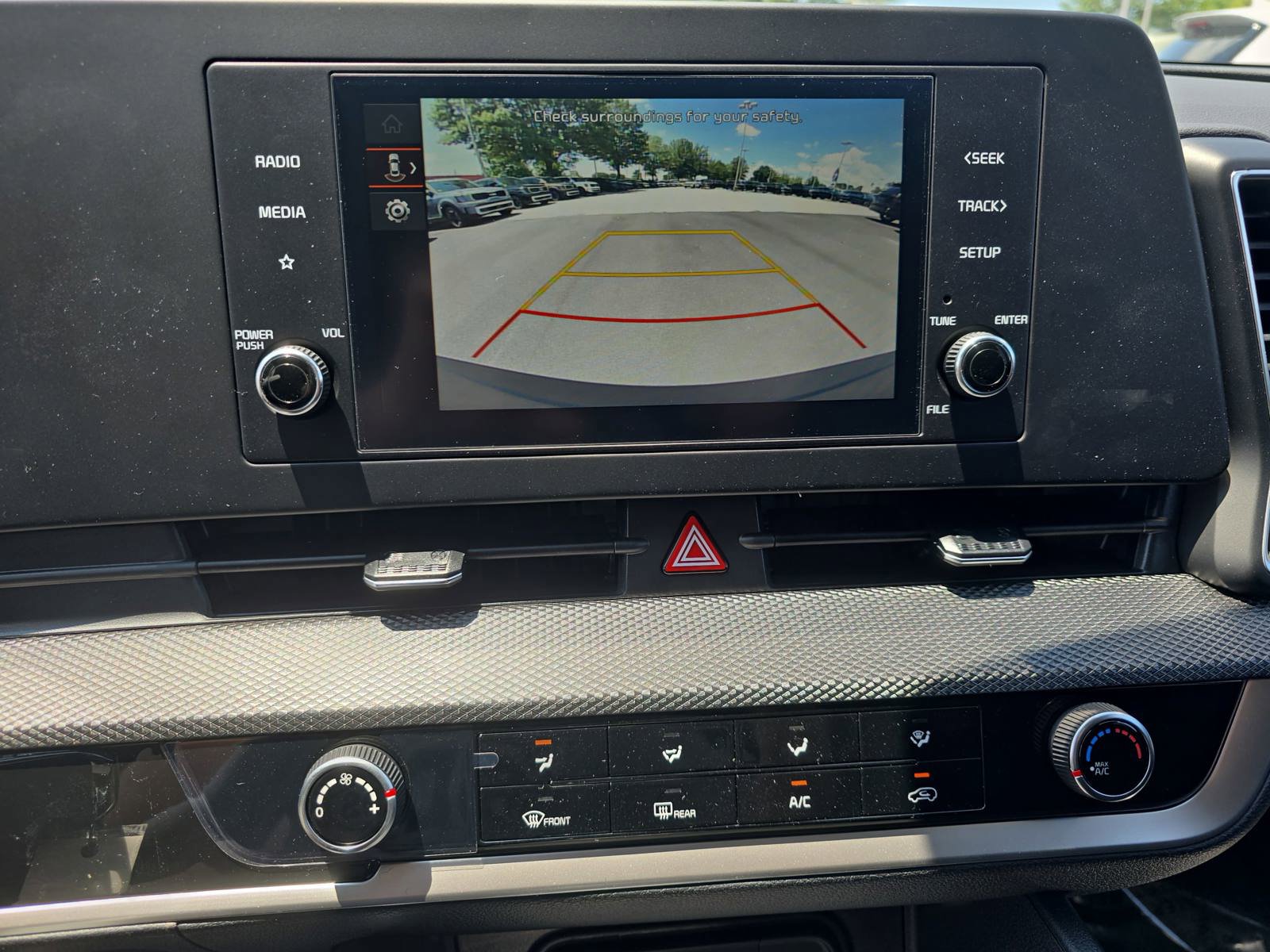 New 2025 Kia Sportage LX AWD/4WD image 21