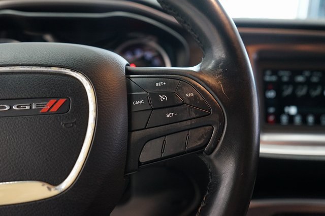 Used 2019 Dodge Challenger SXT image 30