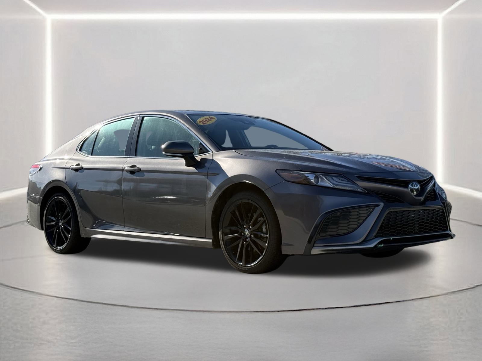 Used 2024 Toyota Camry XSE image 25