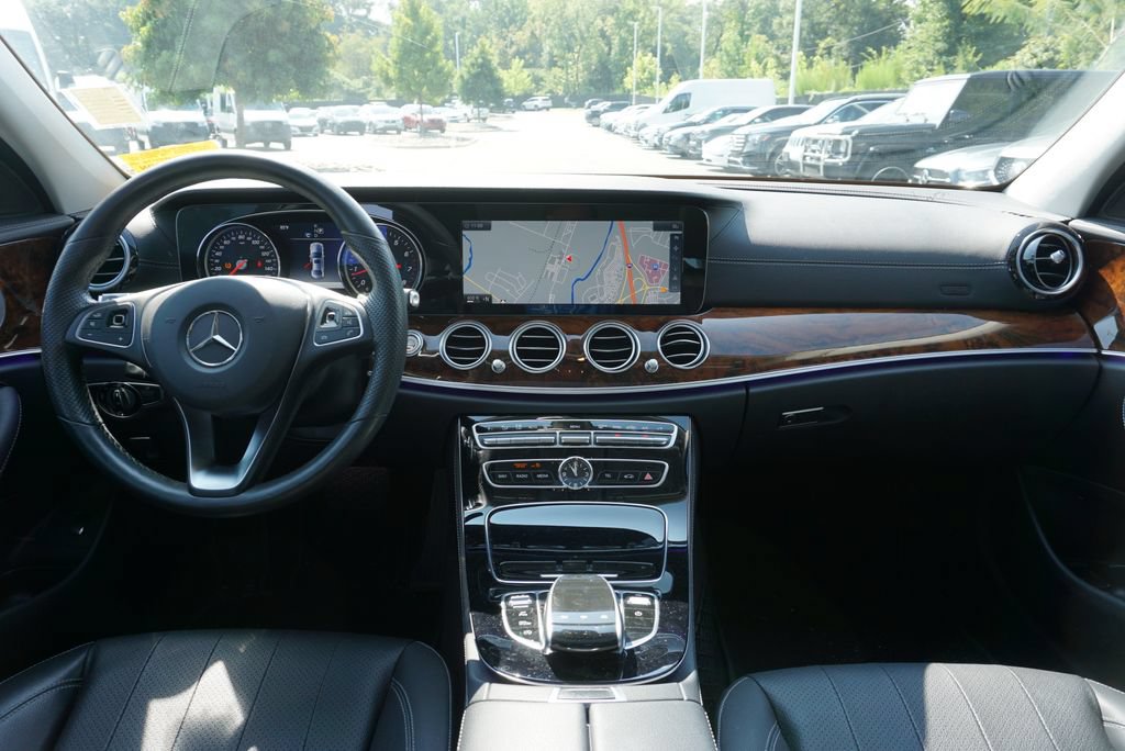 Used 2017 Mercedes-Benz E 300 4MATIC image 29