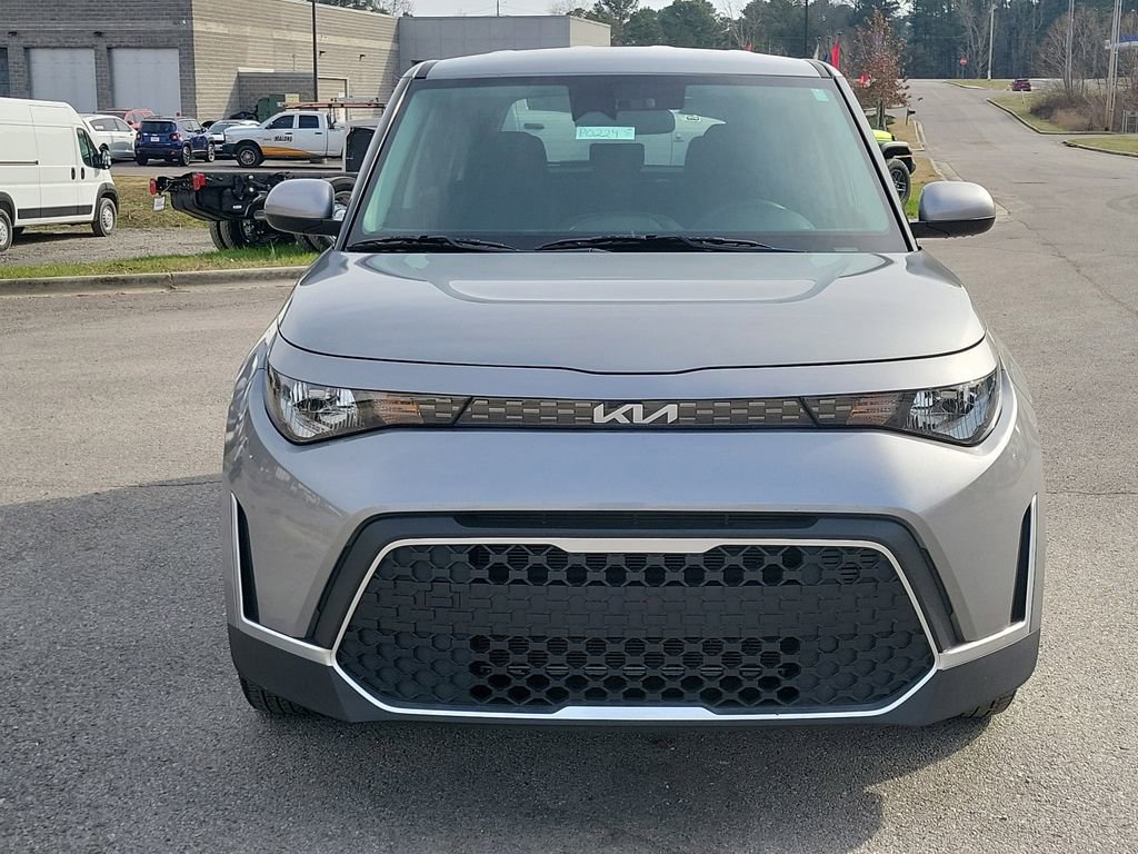 Used 2024 Kia Soul LX w/ Option Group 015 FWD image 8