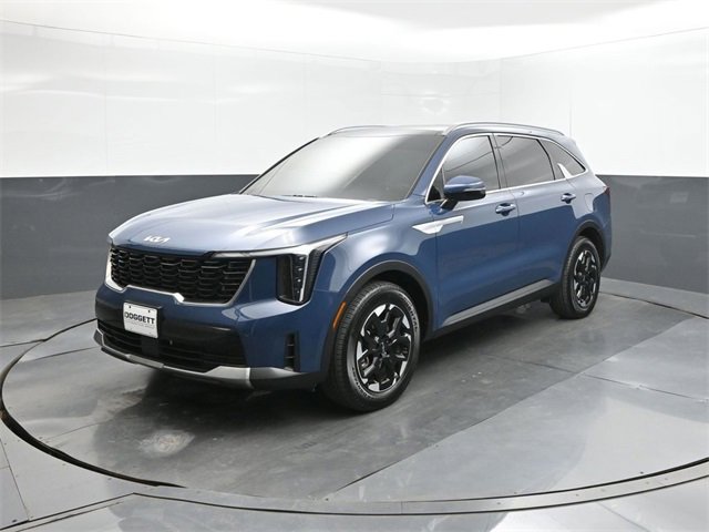 Used 2025 Kia Sorento S w/ Panoramic Sunroof Package