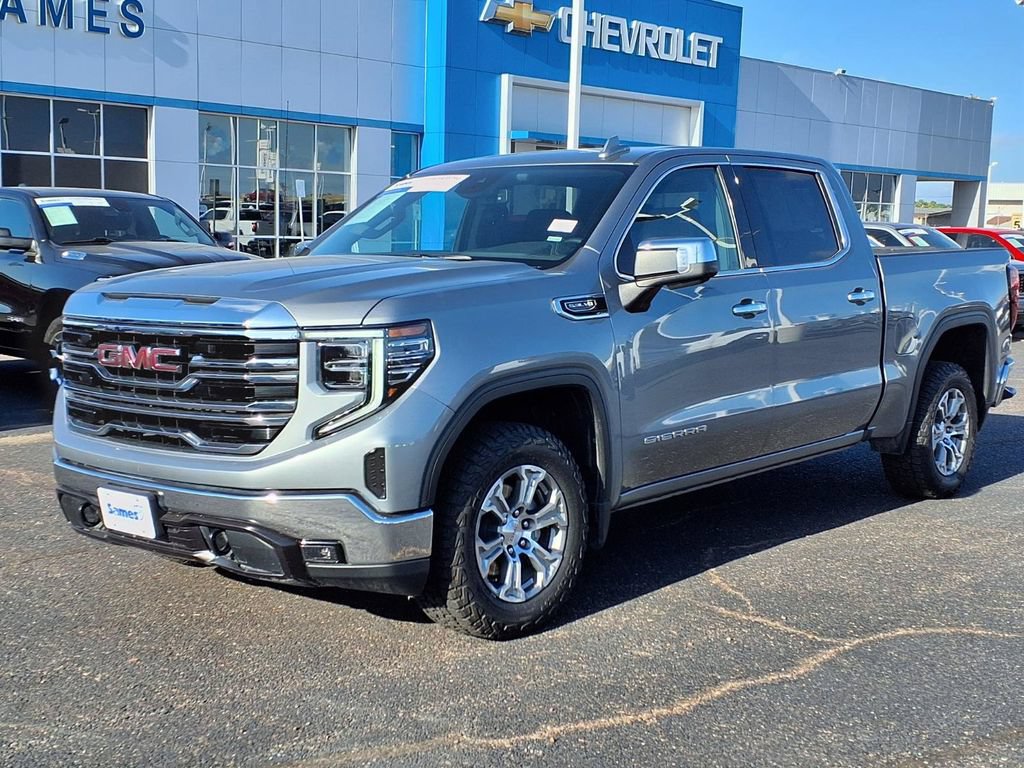 Used 2025 GMC Sierra 1500 SLT RWD image 3