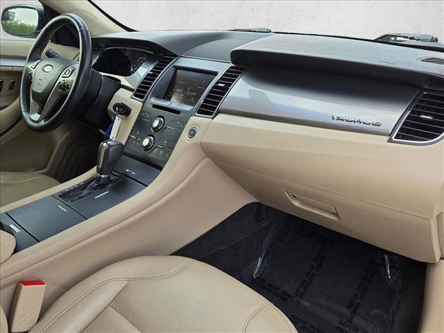 Used 2013 Ford Taurus SEL image 21