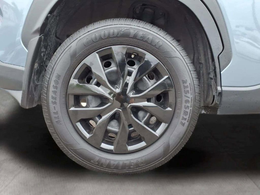 Used 2022 Toyota Corolla Cross L FWD image 20
