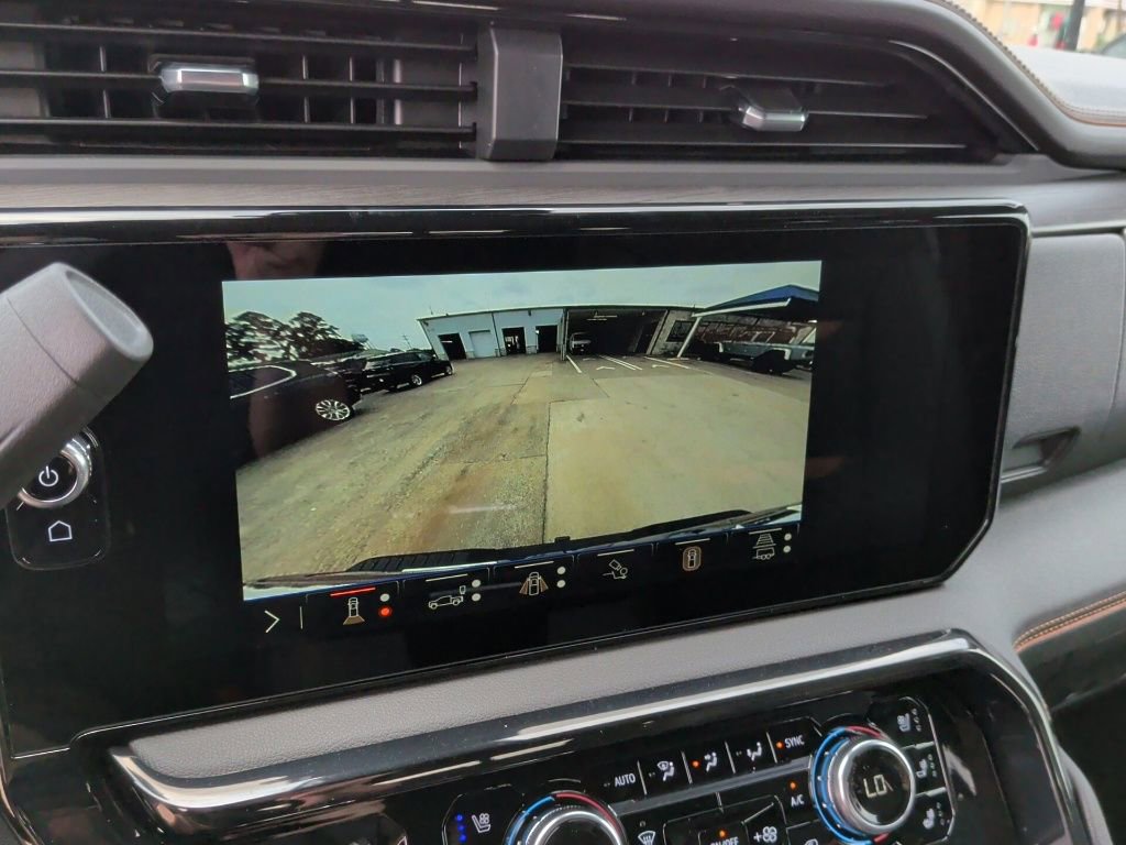 New 2026 GMC Sierra 2500 AT4 w/ AT4 Premium Plus Package AWD/4WD image 24