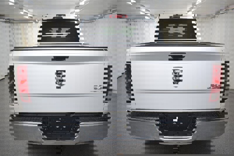 Used 2018 RAM 1500 ST w/ SXT Appearance Group image 5