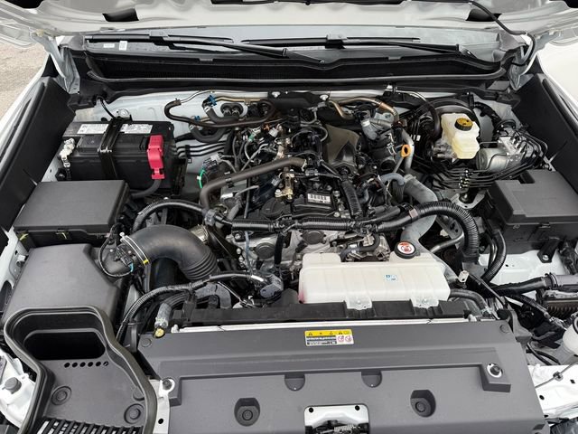 Certified 2025 Toyota Tacoma TRD Off-Road image 7