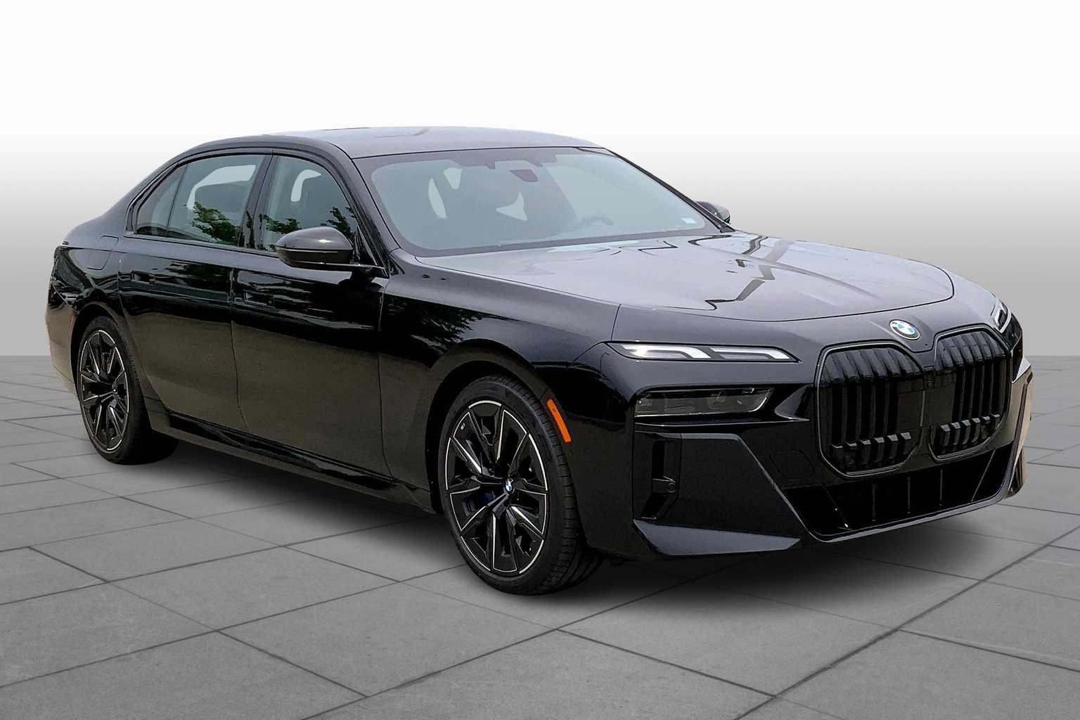 New 2025 BMW 760i xDrive AWD/4WD image 2