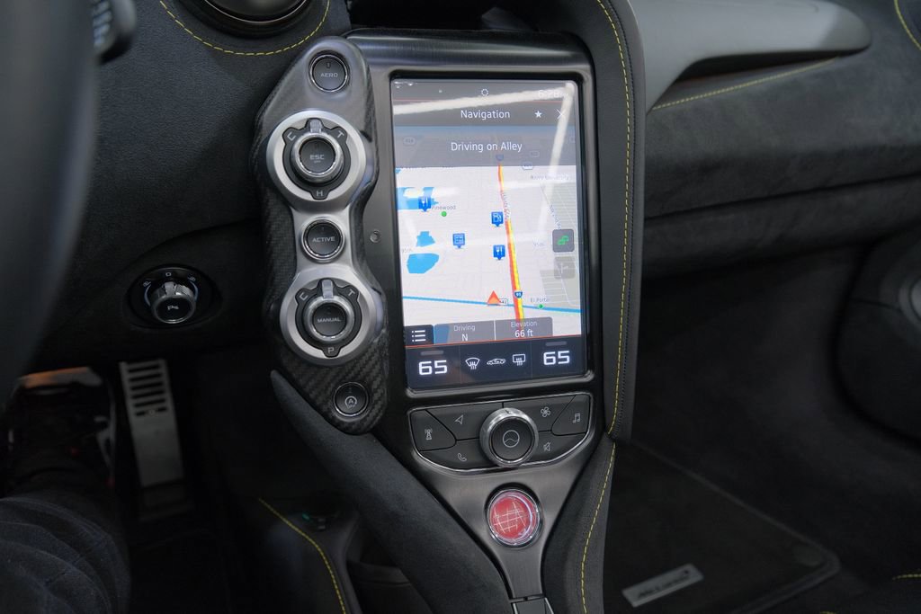 Used 2023 McLaren 720S Luxury image 58