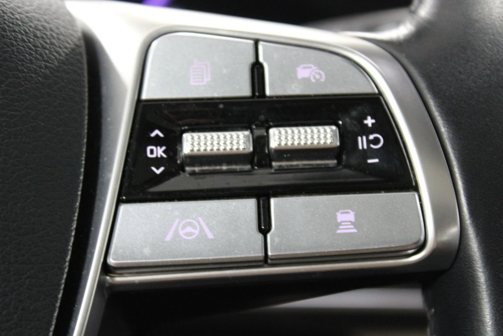 Used 2025 Kia Telluride S image 27