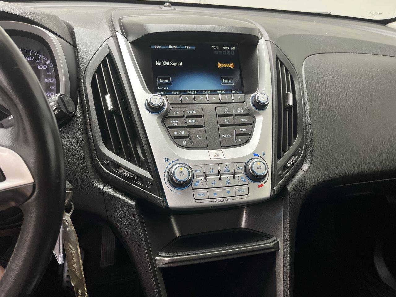 Used 2017 Chevrolet Equinox LT w/ Convenience Package AWD/4WD image 16