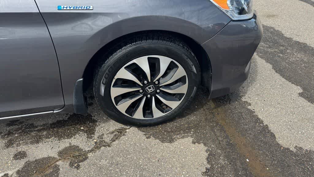 Used 2017 Honda Accord EX-L image 9
