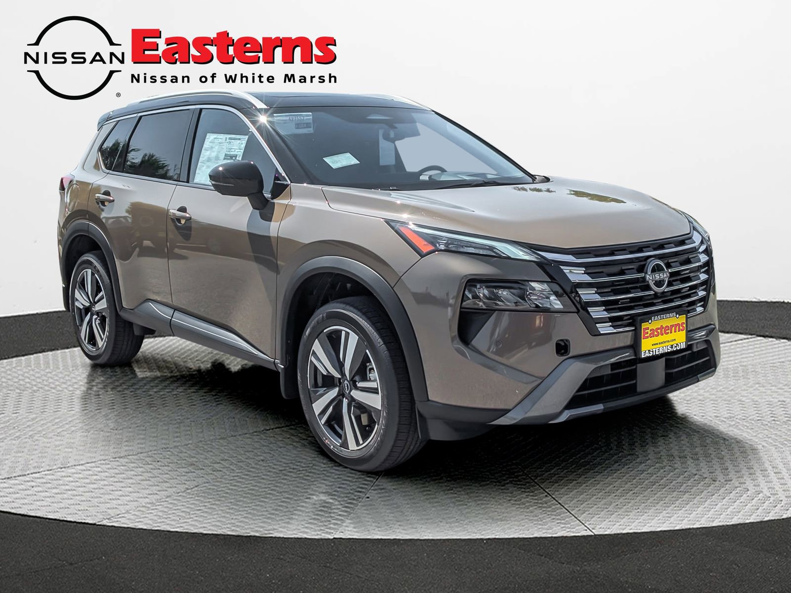New 2025 Nissan Rogue SL w/ Tech Package AWD/4WD image 9