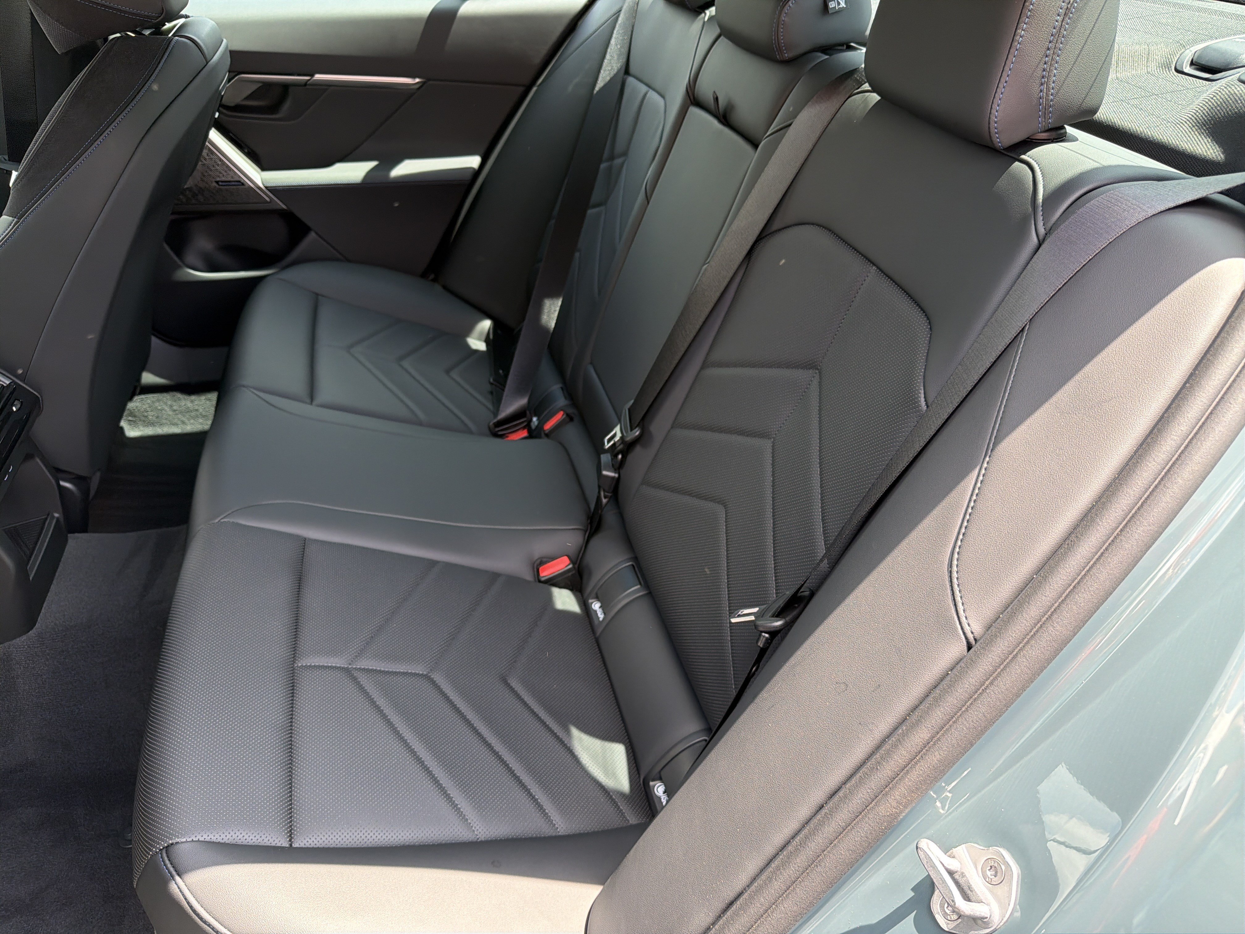 New 2027 BMW 530i w/ M Sport Package RWD image 17