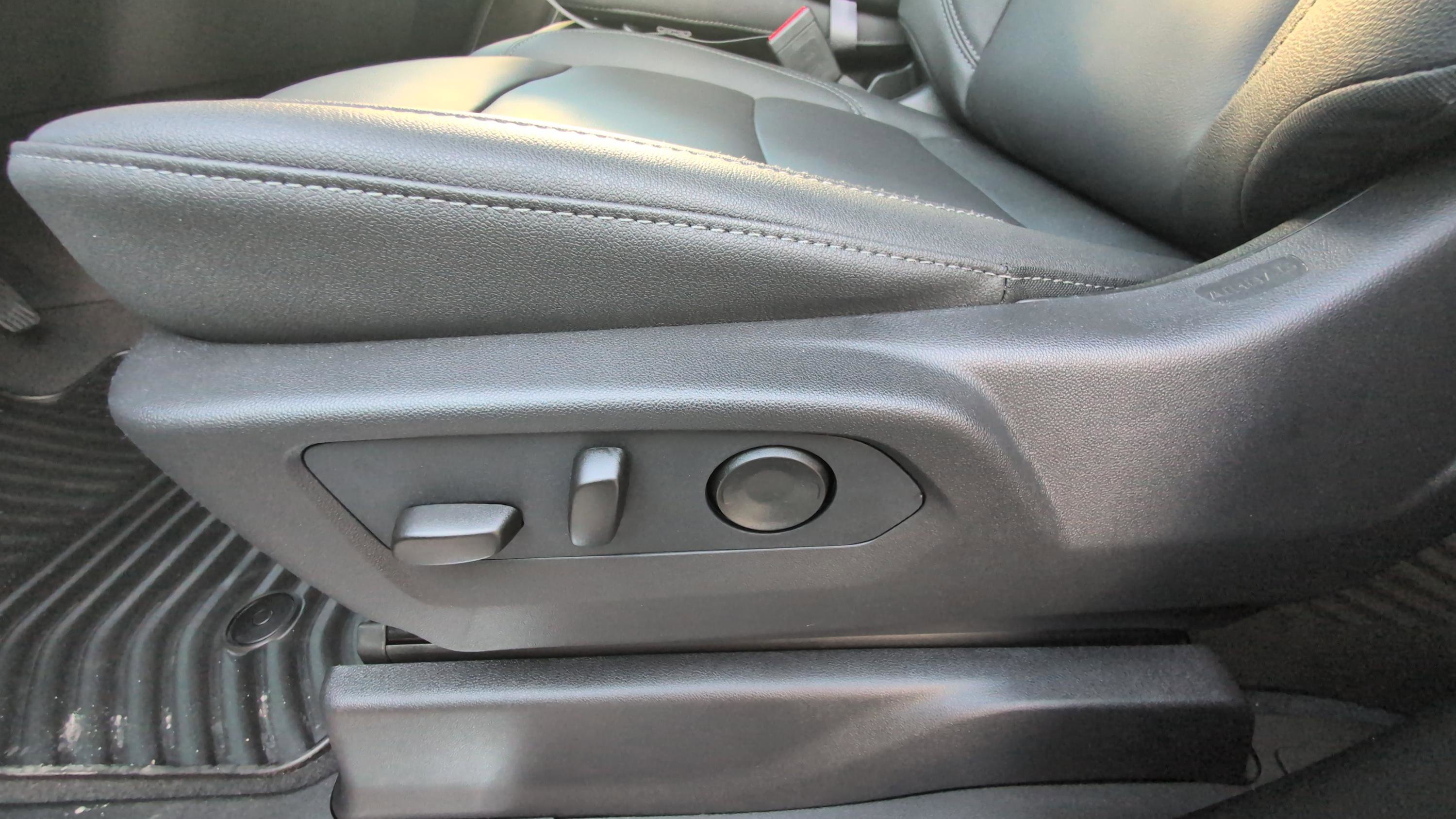 New 2026 Chevrolet Silverado 2500 LT w/ All Star Edition image 19