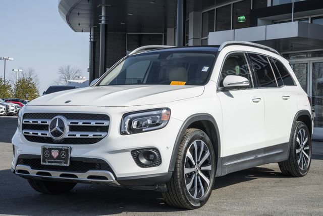 Used 2022 Mercedes-Benz GLB 250 4MATIC image 3