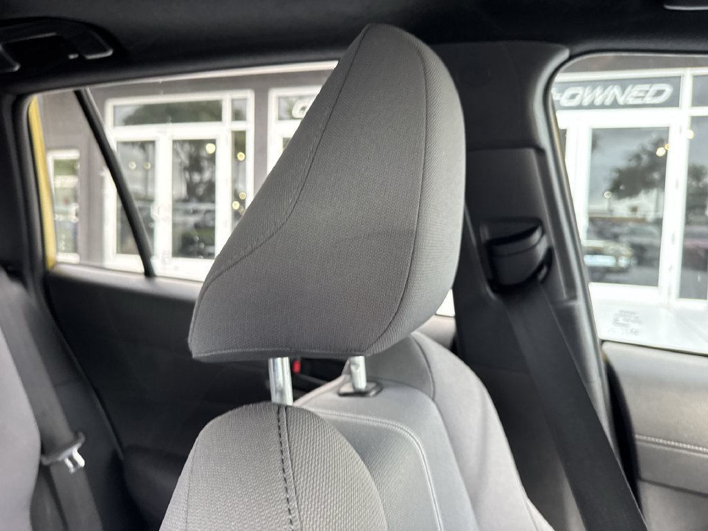 Used 2023 Toyota Corolla Cross AWD Hybrid w/ Moonroof Package image 20